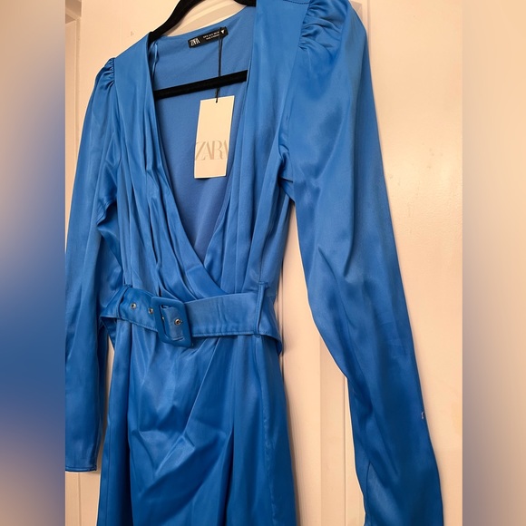 Zara dress because it's no longer my size - Picture 3 of 6